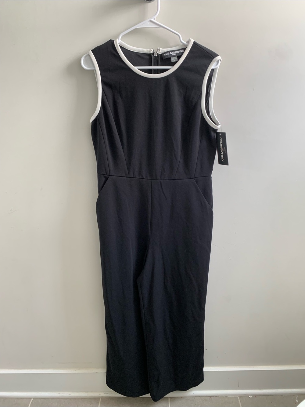 NWT Karl Lagerfeld Paris Contrast Trim Cropped Jumpsuit 8